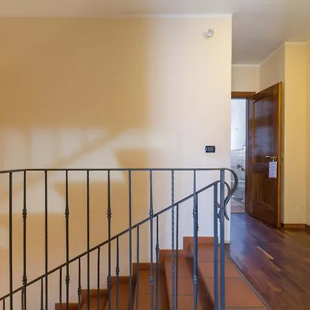 Villetta Lakysca Feriehus Surbo